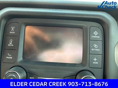 Used 2018 Jeep Wrangler Sport AWD/4WD image 19
