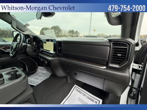 Used 2024 Chevrolet Silverado 2500 LT AWD/4WD image 12