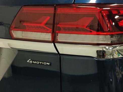 Certified 2023 Volkswagen Atlas SEL image 4