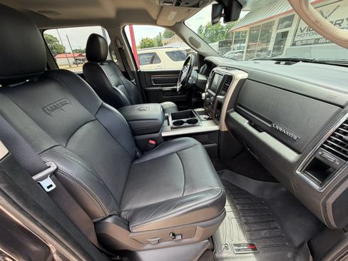 Used 2014 RAM 1500 Laramie w/ Convenience Group AWD/4WD image 10