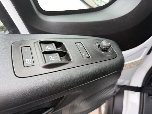 Used 2026 RAM ProMaster 2500 w/ Convenience Group FWD image 16