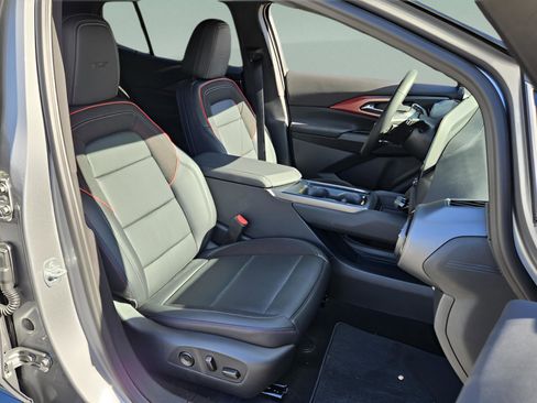 New 2025 Chevrolet Equinox EV RS image 17