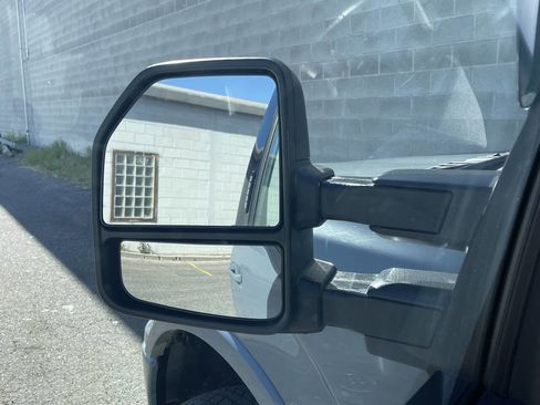 Used 2019 Ford F150 XLT w/ Equipment Group 302A Luxury AWD/4WD image 10
