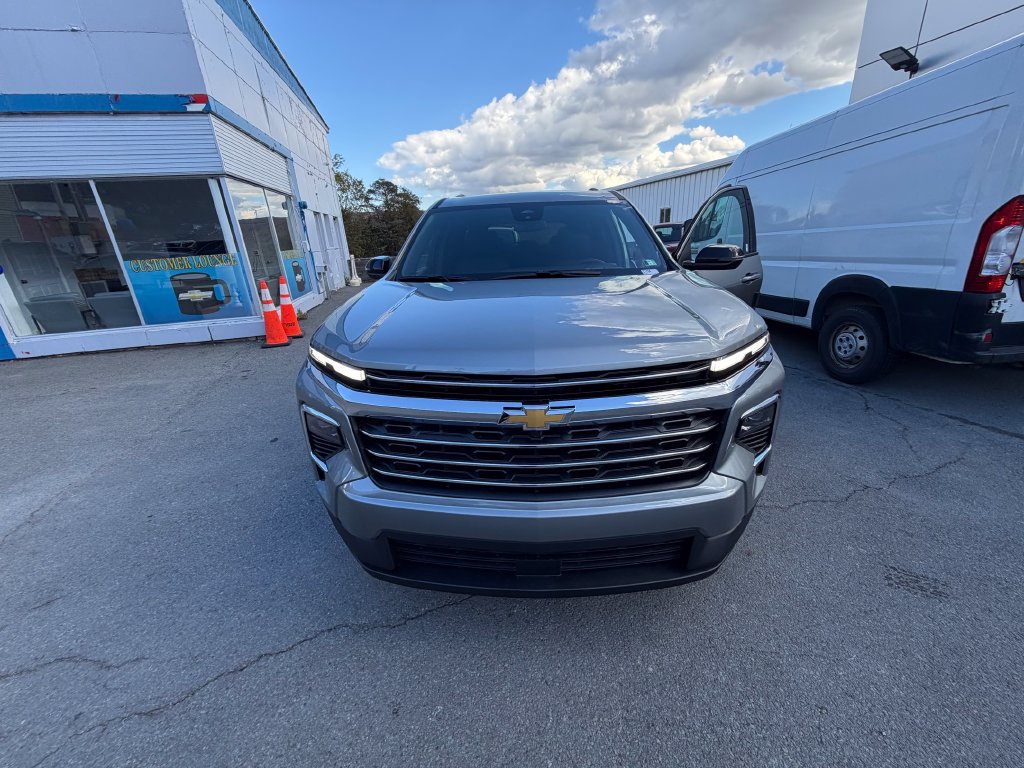 New 2027 Chevrolet Traverse LT AWD/4WD image 8
