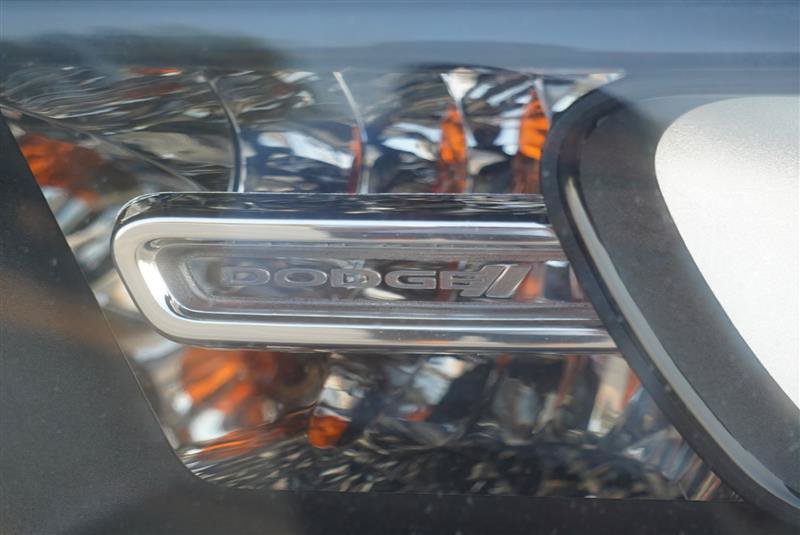 Used 2018 Dodge Durango R/T w/ Blacktop Package AWD/4WD image 23