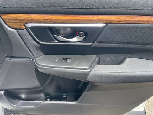 Used 2019 Honda CR-V EX image 31