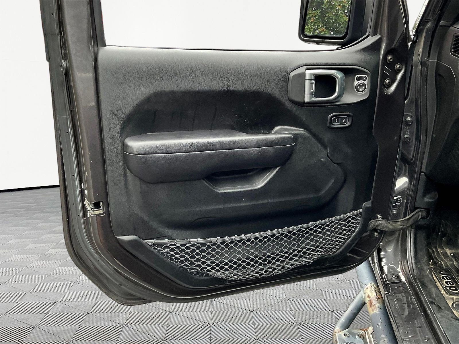 Used 2020 Jeep Wrangler Unlimited Sport AWD/4WD image 20