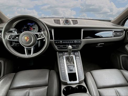 Used 2019 Porsche Macan S AWD/4WD image 7