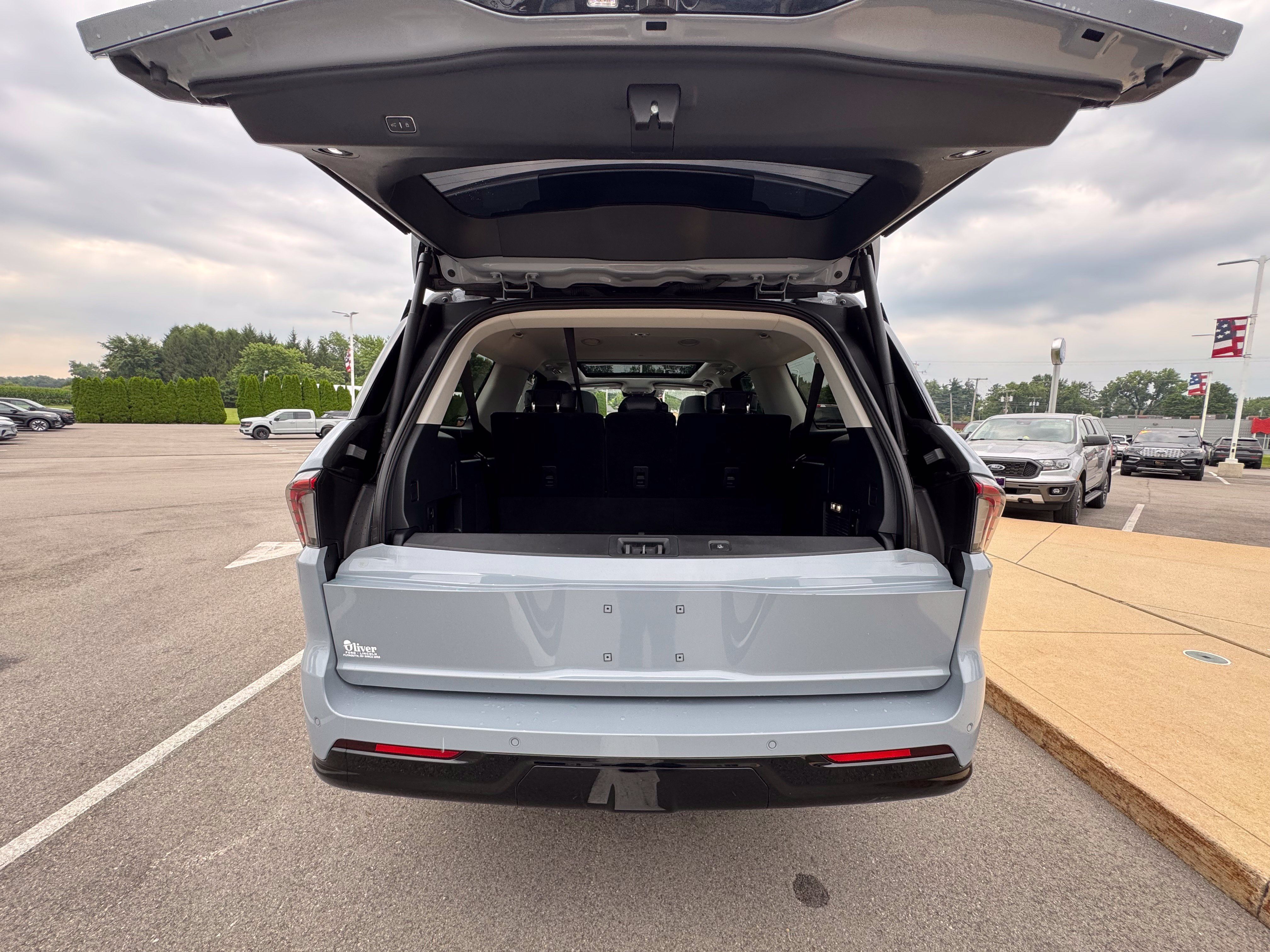 Used 2025 Lincoln Navigator L Reserve AWD/4WD image 26