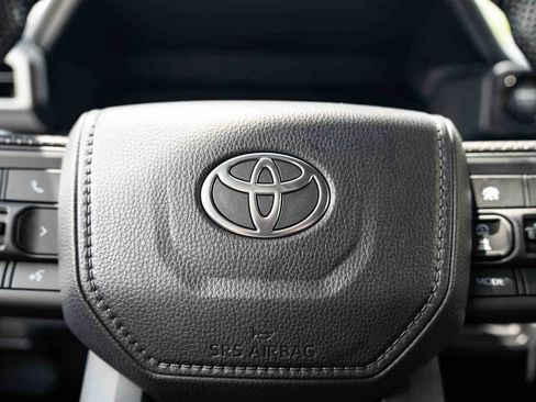 New 2026 Toyota Tacoma SR5 AWD/4WD image 11