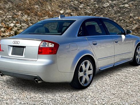 Used 2004 Audi S4 4.2 image 2