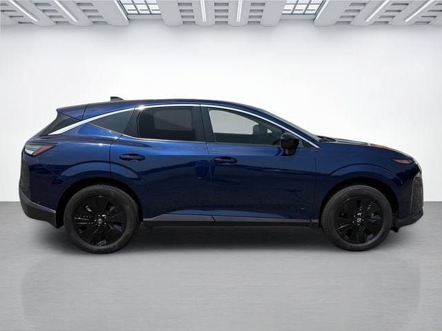 Used 2025 Nissan Murano SV AWD/4WD image 3