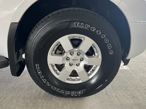 Used 2007 Nissan Pathfinder SE Off-Road w/ SE Off-Road Premium Pkg AWD/4WD image 27