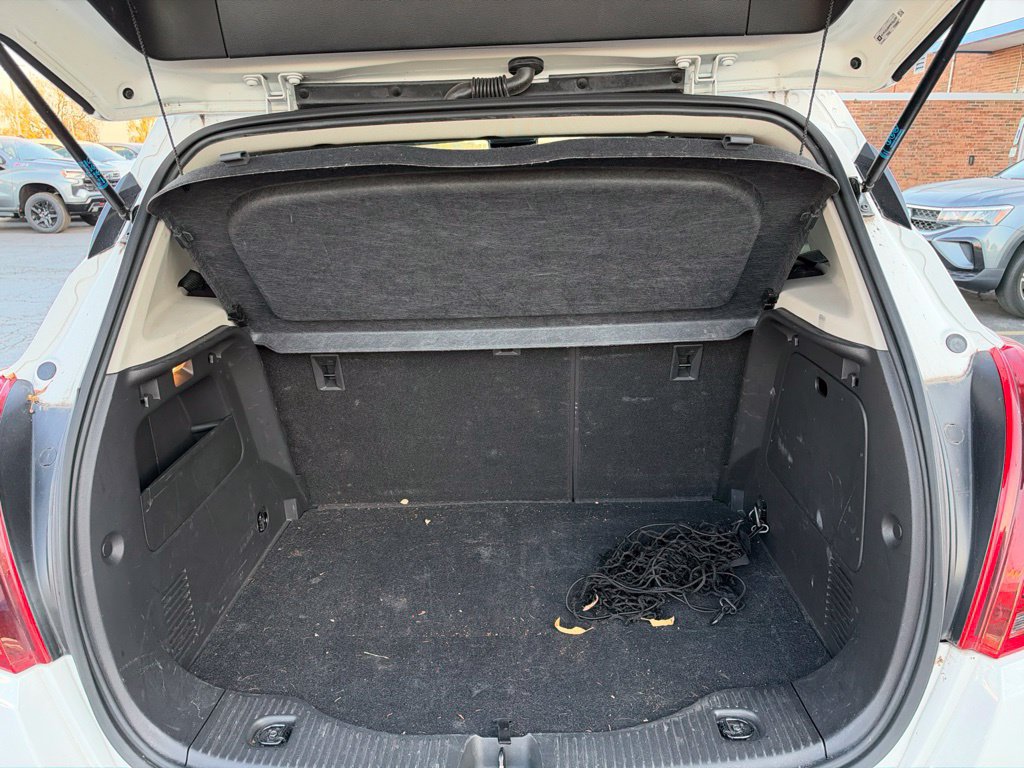Used 2019 Buick Encore Sport Touring AWD/4WD image 5