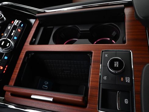 Certified 2024 Lincoln Navigator L Reserve w/ Equipment Group 201A image 34