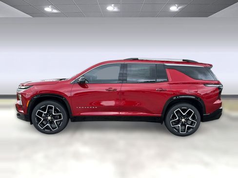 New 2026 Chevrolet Traverse High Country FWD image 2