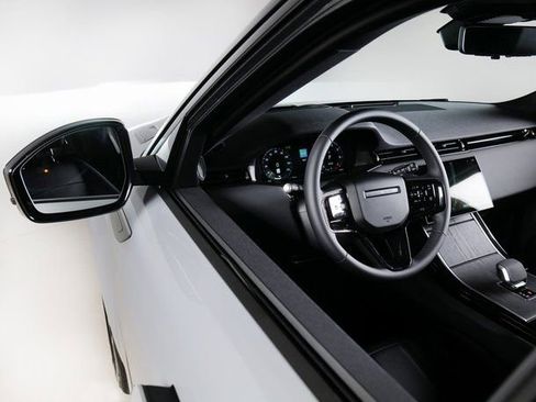 New 2026 Land Rover Range Rover Evoque Dynamic SE image 24