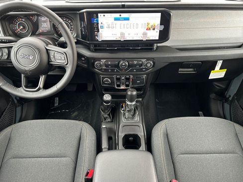 New 2026 Jeep Gladiator Sport image 10