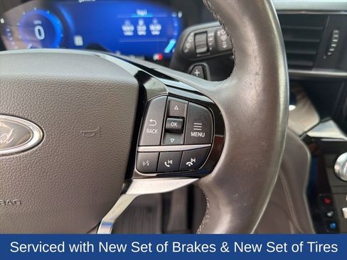 Certified 2021 Ford Explorer Platinum w/ Premium Technology Package image 25