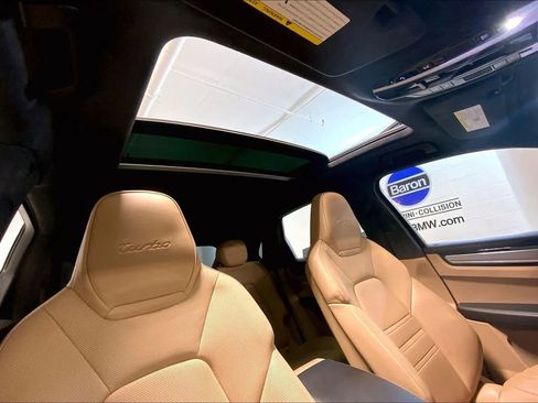 Used 2020 Porsche Cayenne Turbo image 13