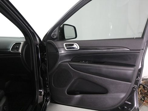 Used 2021 Jeep Grand Cherokee Limited w/ Luxury Group II AWD/4WD image 52