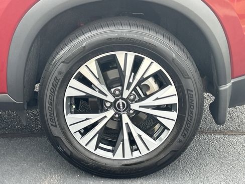 Used 2023 Nissan Rogue SV w/ SV Premium B Package FWD image 35