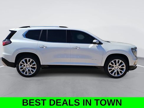Used 2024 GMC Acadia Denali w/ Super Cruise Package FWD image 2