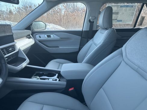 New 2026 Ford Explorer Active w/ Active Comfort Package AWD/4WD image 27