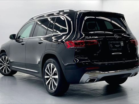 Certified 2021 Mercedes-Benz GLB 250 image 2