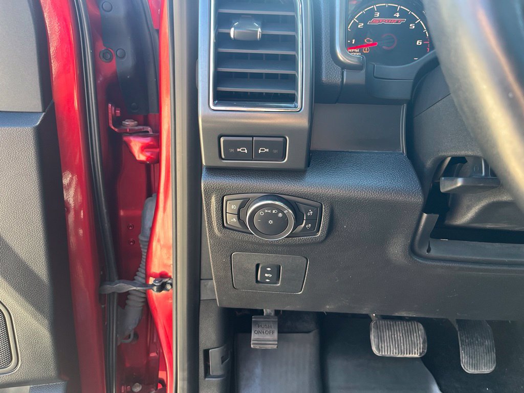 Used 2017 Ford F150 XLT w/ Equipment Group 302A Luxury AWD/4WD image 22