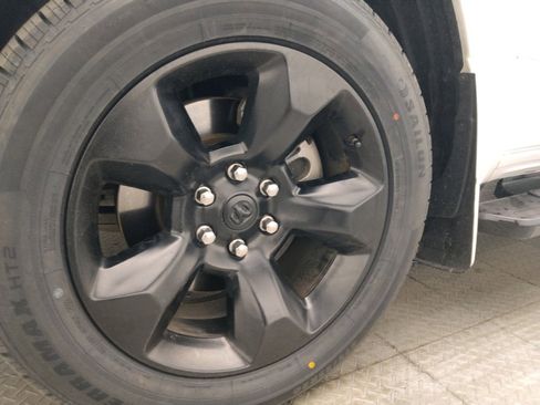 Used 2023 RAM 1500 Tradesman w/ Night Edition RWD image 31
