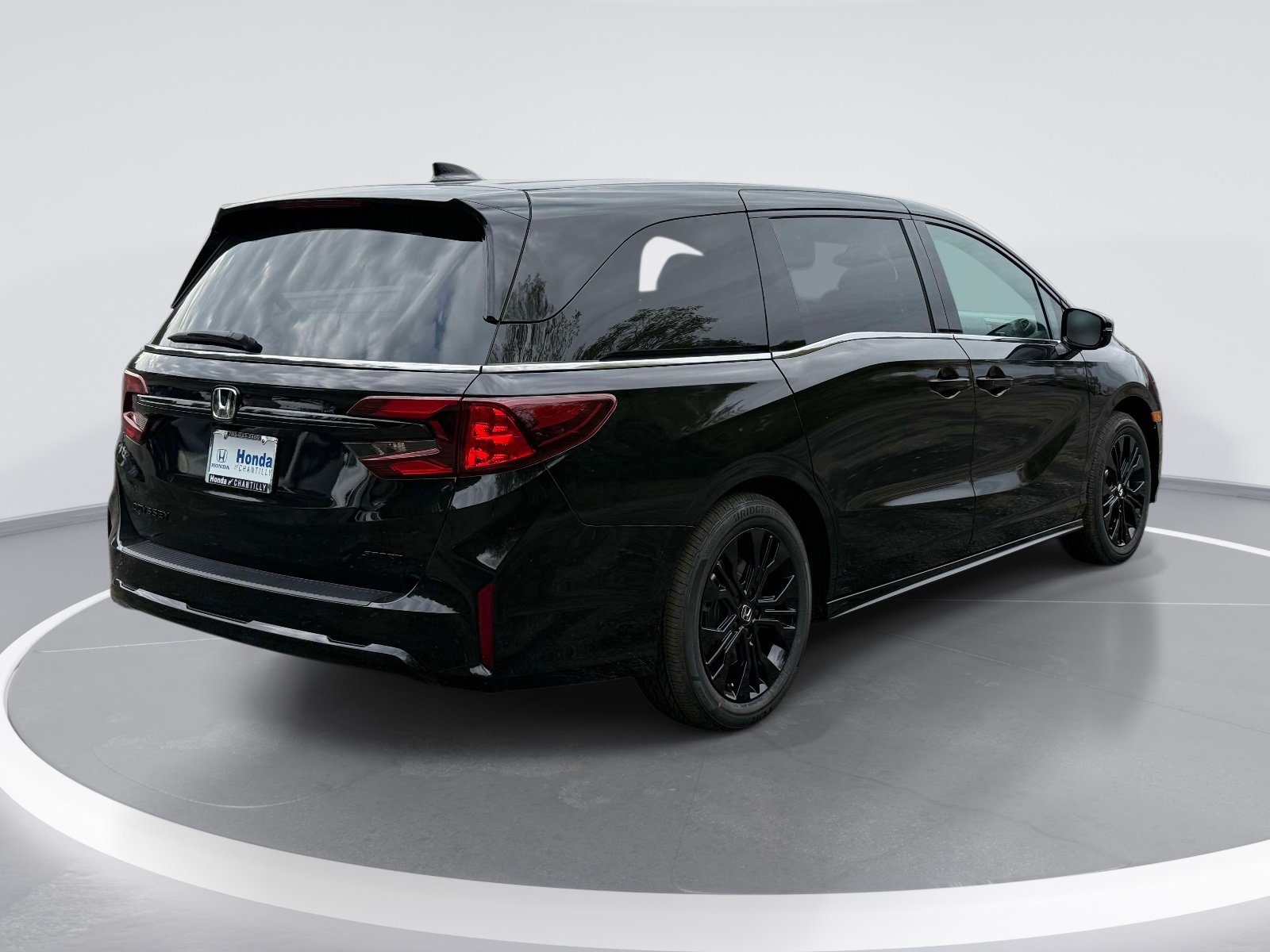 New 2027 Honda Odyssey Sport-L image 2