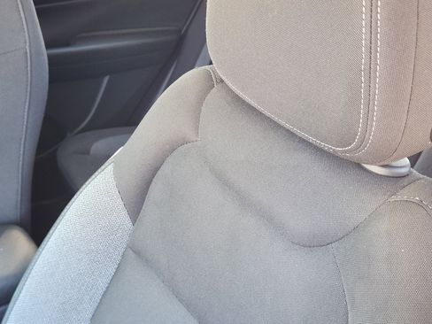 Used 2023 Chevrolet TrailBlazer LT w/ Convenience Package image 18