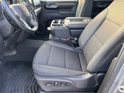 Used 2024 Chevrolet Silverado 1500 LT image 13