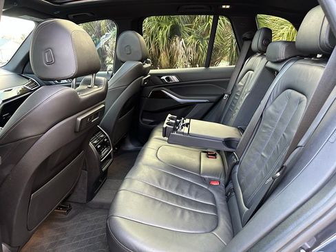 Used 2019 BMW X5 xDrive40i w/ M Sport Package image 36