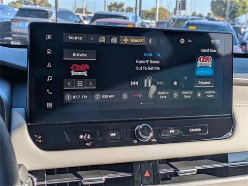 New 2025 Mitsubishi Outlander SE image 19