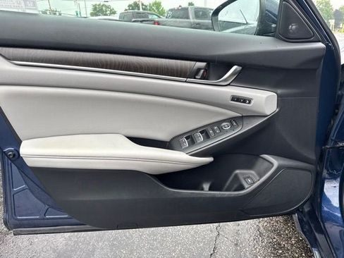 Used 2020 Honda Accord EX-L image 8