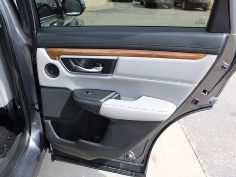 Used 2017 Honda CR-V Touring image 25