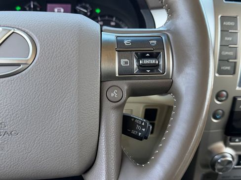 Used 2019 Lexus GX 460 Premium w/ Premium Package AWD/4WD image 19