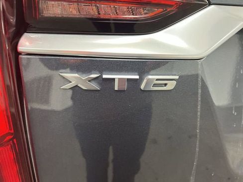 Certified 2021 Cadillac XT6 Premium Luxury image 33