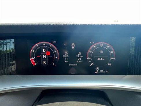 New 2026 Volkswagen Tiguan SE R-Line AWD/4WD image 12
