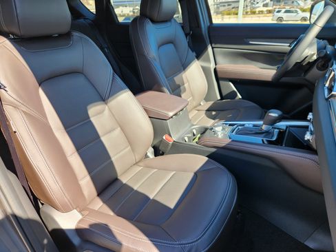 Certified 2025 MAZDA CX-5 Signature image 15