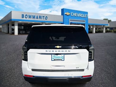New 2026 Chevrolet Suburban LT w/ Comfort Package image 4