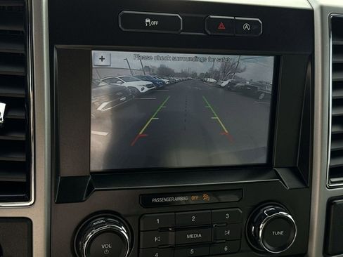 Used 2018 Ford F150 Lariat image 19