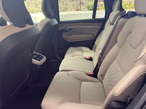 New 2025 Volvo XC90 B5 Core w/ Protection Package image 28