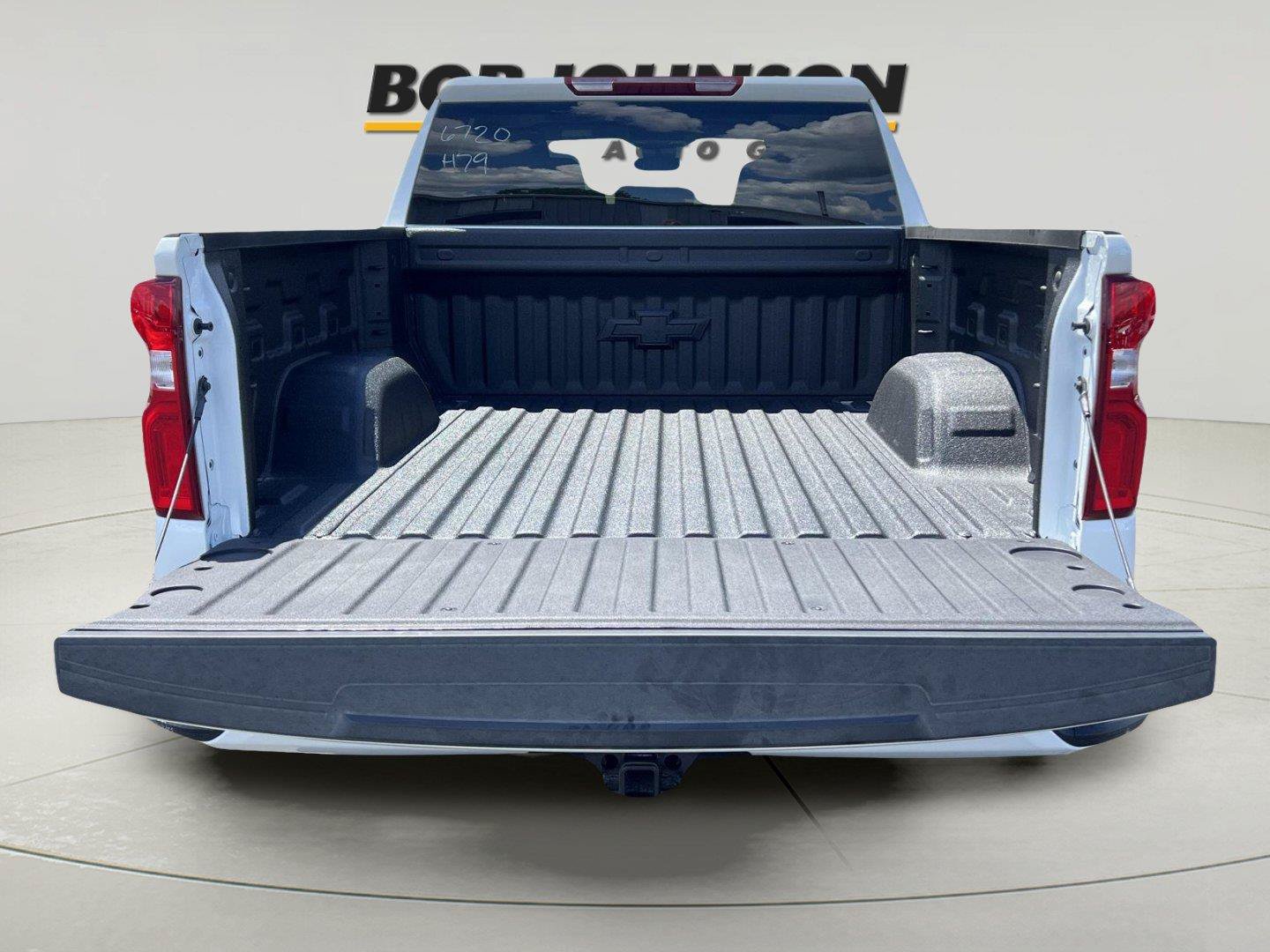 New 2026 Chevrolet Silverado 1500 RST w/ RST Select Package AWD/4WD image 9