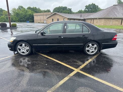 Used 2006 Lexus LS 430 RWD image 3