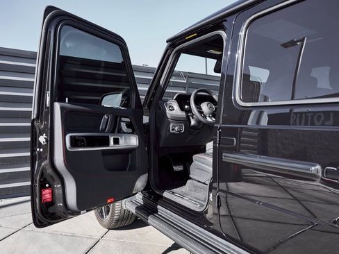 Used 2025 Mercedes-Benz G 63 AMG 4MATIC image 31