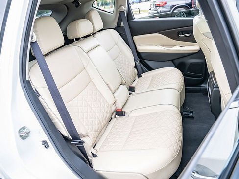 Used 2020 Nissan Murano Platinum FWD image 22