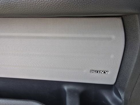 Used 2012 Ford F150 Platinum w/ Max Trailer Tow Pkg image 18